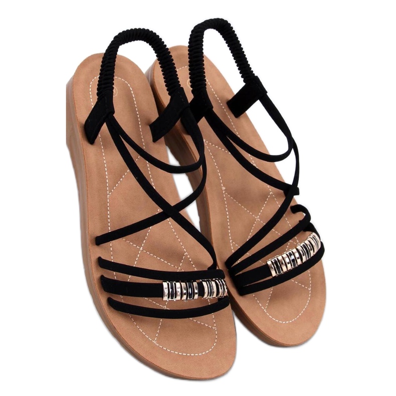 Sandales minimalistes sur une délicate plateforme noire