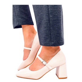 Maddoi Escarpins à talons hauts vernis beige - Inello Maddoi Escarpins à talons hauts vernis beige - Inello