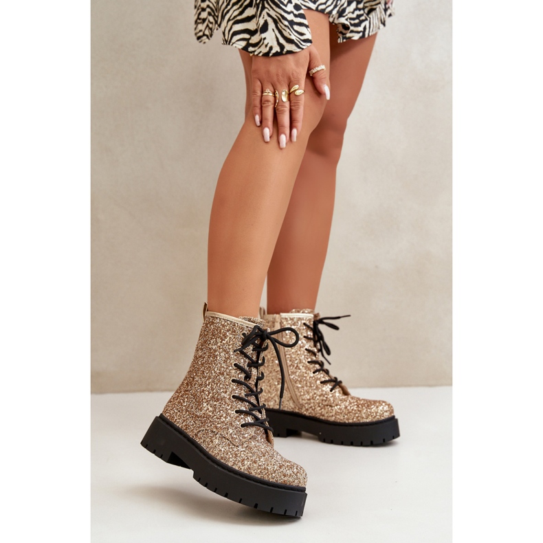 Step in style Modèle de travailleurs Liatheine HB-272 Gold - Entrez avec style jaune