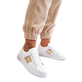 Step in style Chaussures de Sport Modèle Follow Me 2256 Blanc/Or - Entrez avec style