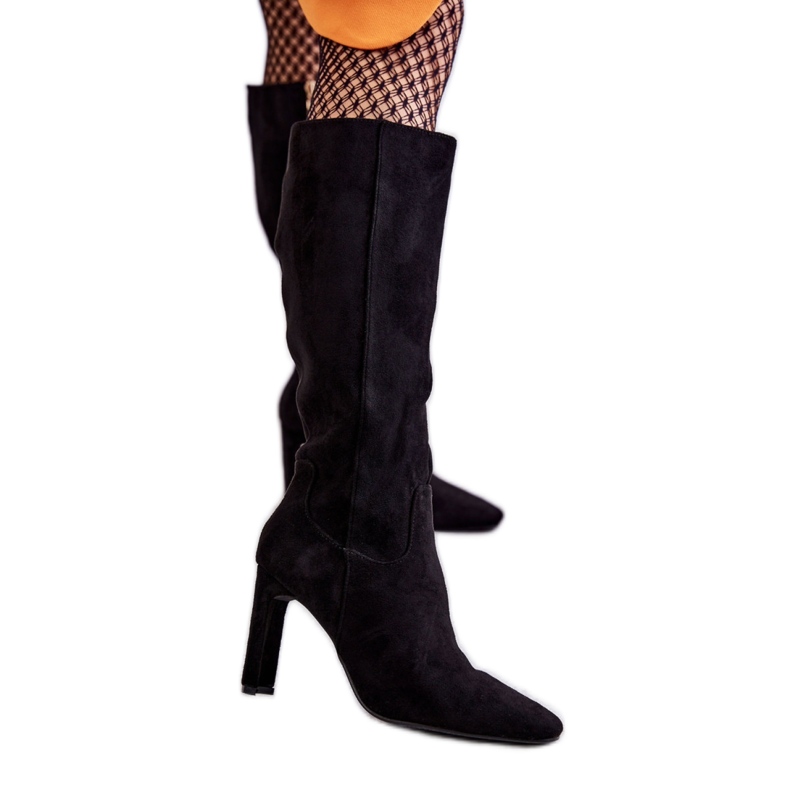 Bottes noires pour femmes sur le poteau le noir Bottes noires pour femmes sur le poteau le noir