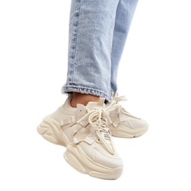 Chaussures de sport beiges à semelle massive