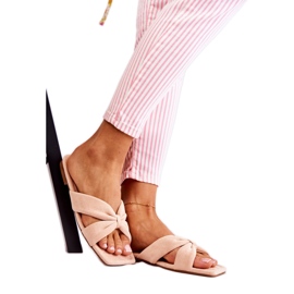 Chaussons classiques femme en daim Rose