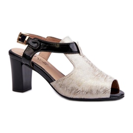 Step in style Sandales Modèle Queenmarie ASA228-3 Or/Noir - Entrez avec style jaune