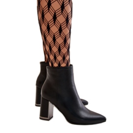 Step in style Bottes Modèle Mevair NS330P Cuir Noir - Entrez avec style le noir