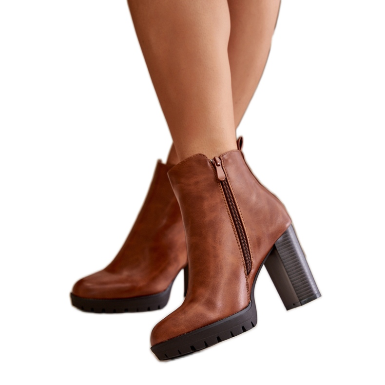 Step in style Bottes Modèle Bioria UK157 Camel - Entrez avec style brun