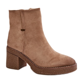 Step in style Bottes Modèle Arkesia KE219 Beige - Entrez avec style