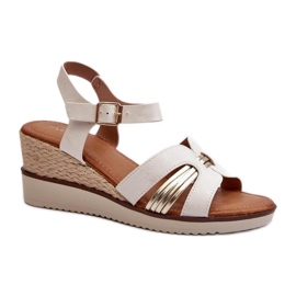 Step in style Sandales Modèle Starlenna 24SD98-7146 Or - Entrez avec style jaune