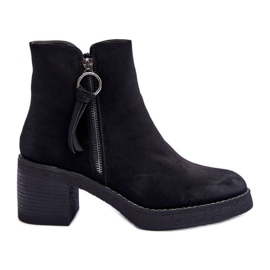 Step in style Bottes Modèle Limoso M706 Daim Noir - Entrez avec style le noir