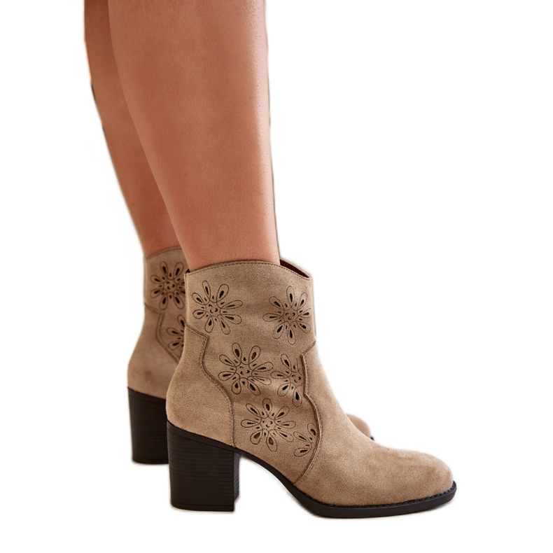 Step in style Bottes Modèle Nevishiia ASA250-3 Beige - Entrez avec style