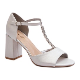 Step in style Sandales Modèle Aniya 20195 Argent - Entrez avec style gris Step in style Sandales Modèle Aniya 20195 Argent - Entrez avec style gris