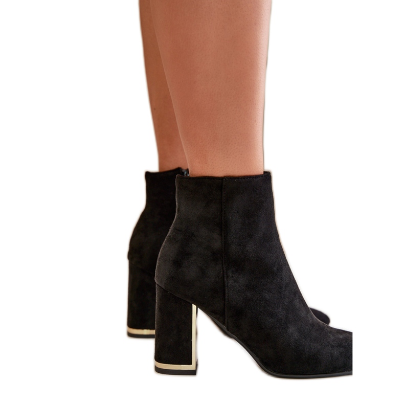 Step in style Bottes Modèle Mevair NS331 en Daim Noir - Entrez avec style le noir
