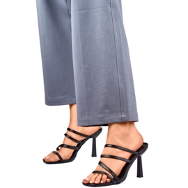 Tongs élégantes pour femmes 4772B noir le noir