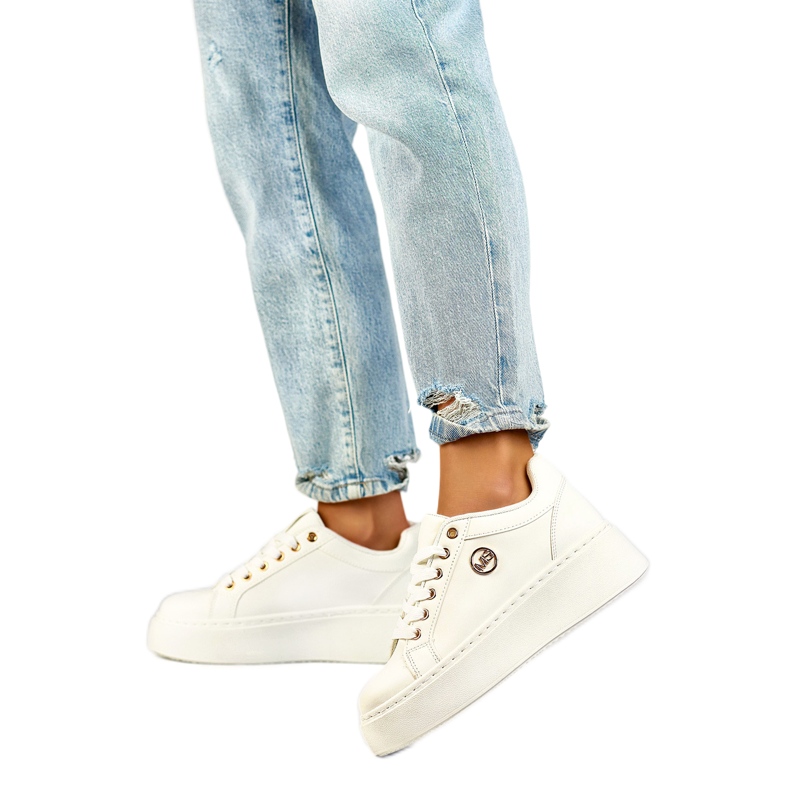 Chaussures de sport modèle TL251-9W blanches Chaussures de sport modèle TL251-9W blanches