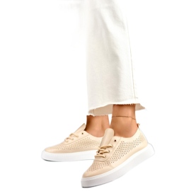 Baskets ajourées femme 777-1BE, beige Baskets ajourées femme 777-1BE, beige