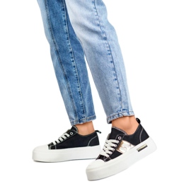 Baskets pour femmes sur la plateforme LY100B noir