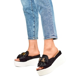 Tongs pour femmes noires 8082B