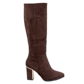 Bottes classiques à talons hauts par Arlena Brown brun Bottes classiques à talons hauts par Arlena Brown brun