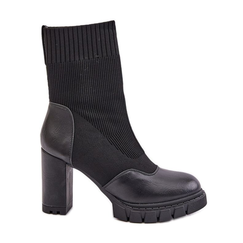 Bottines Atansa noires avec chaussette le noir