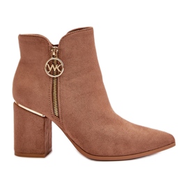 Bottes pour femmes à talons hauts avec bouts pointus en daim écologique marron chaud Raisha beige