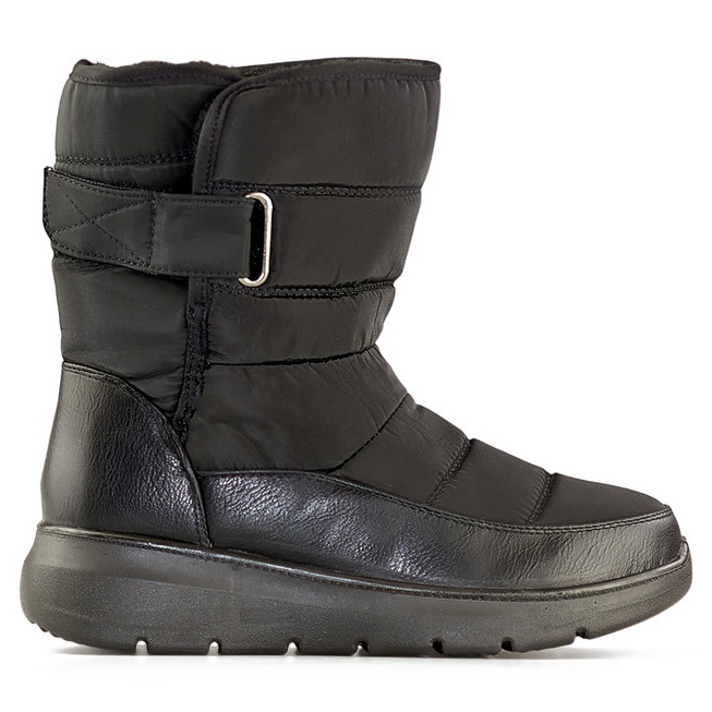 Bottes de neige noires isolées avec Velcro le noir