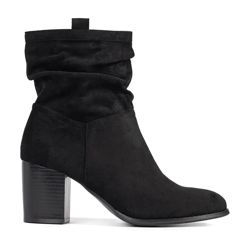 Bottines femme en daim noir sur le poteau le noir