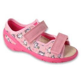 Sandales pour enfants Befado avec empiècement en cuir avec velcro 063X019 rose