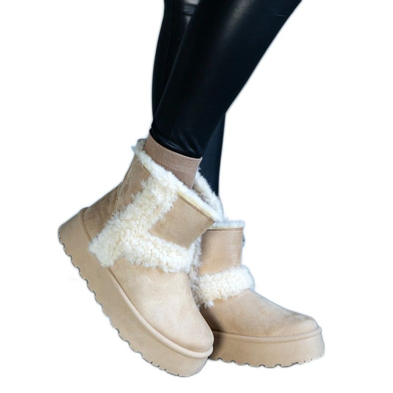 Bottes de neige à plateforme en éco-daim beige décorées de fourrure de Peters