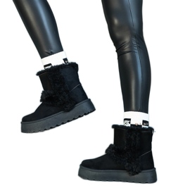 Bottes de neige à plateforme en éco-daim noir décorées de fourrure de Peters