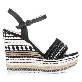 Vices Coins ethniques avec des ornements le noir Vices Coins ethniques avec des ornements le noir