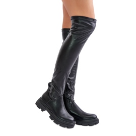 Modèle F18 Bottes noires
