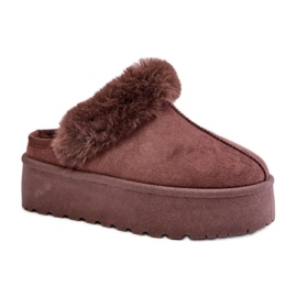 Chaussons Modèle 24890 Marron brun Chaussons Modèle 24890 Marron brun