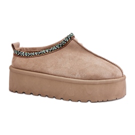 Modèle 877-1 Chaussons beiges Modèle 877-1 Chaussons beiges