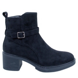Bottes femme, isolées en éco-fourrure, talon large, noires le noir