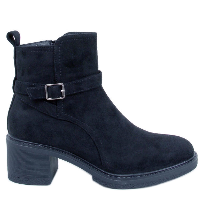 Bottes femme, isolées en éco-fourrure, talon large, noires le noir