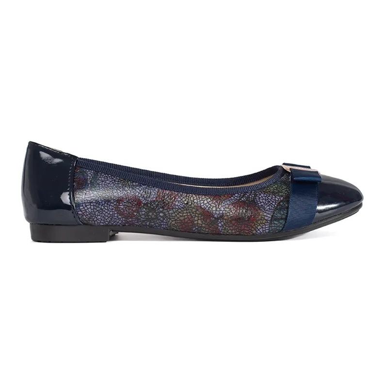 Ballerines femme bleu marine à bout verni