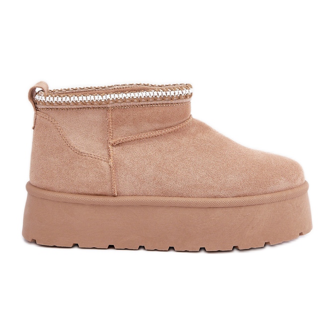 Bottes de neige beiges sur plateforme avec broderie décorative Bottes de neige beiges sur plateforme avec broderie décorative
