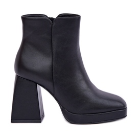 Bottines à talons hauts noires en cuir écologique