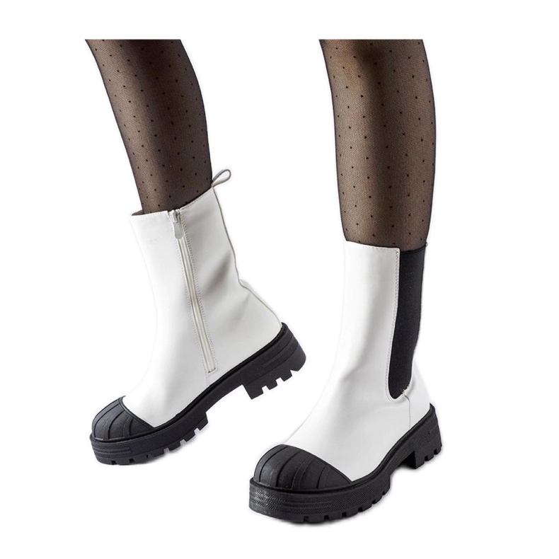 Bottines Chelsea isolées classiques blanches de Porcigatone - Solea Bottines Chelsea isolées classiques blanches de Porcigatone - Solea