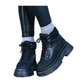 Baskets noires à semelle épaisse et fourrure de Best - Solea