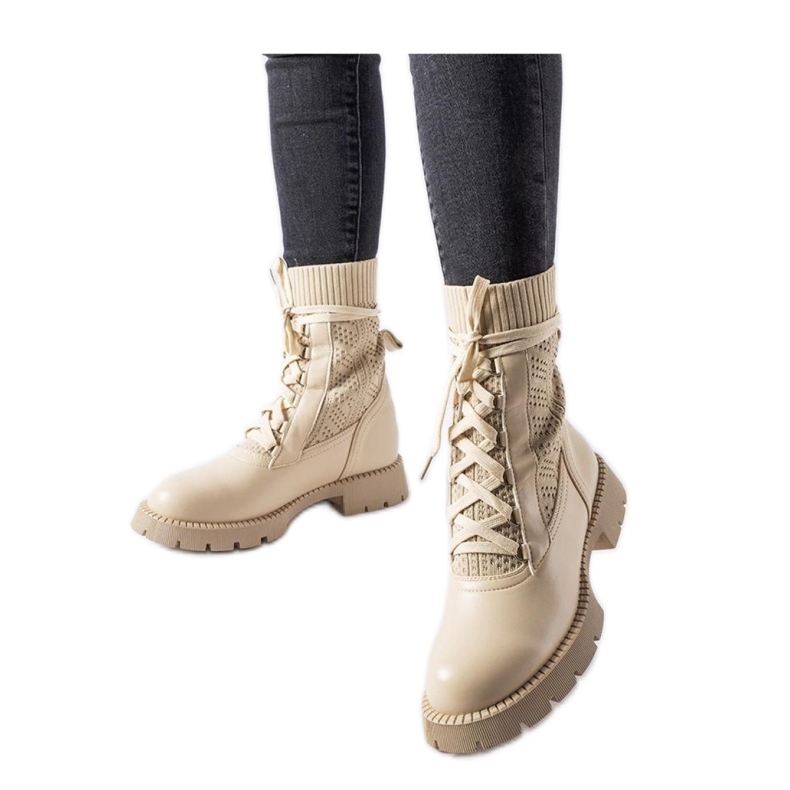 Bottines chaussettes ajourées beiges par Portico - Solea