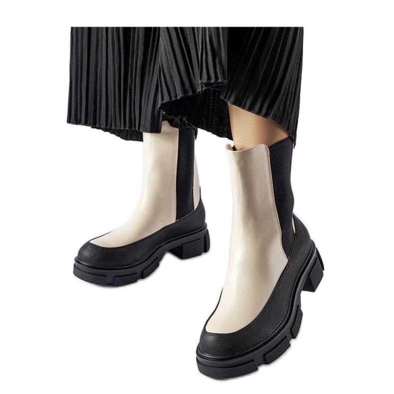Bottines slip-on beiges et noires par Faisal - Solea