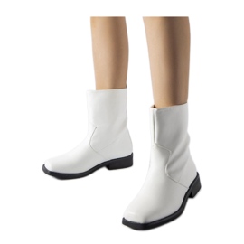Bottines isolées blanches à bout carré de Bel - Solea