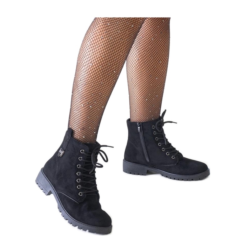 Bottines workwear noires en éco-daim sur la plateforme Madana - Solea le noir
