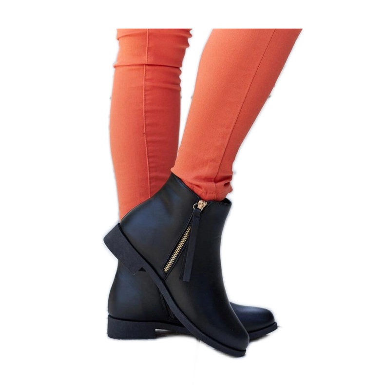 Bottines plates isolées noires par Paien - Solea le noir