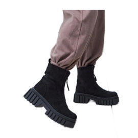 Bottes zippées isolées noires en éco-daim le noir
