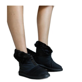 Bottes de neige isolées noires avec col le noir