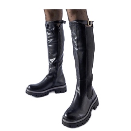 Boots massives noires avec ceinture décorative de Stuart - Solea le noir Boots massives noires avec ceinture décorative de Stuart - Solea le noir