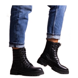 Baskets matelassées noires