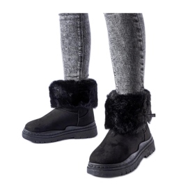 Bottes de neige isolées noires avec fermeture éclair